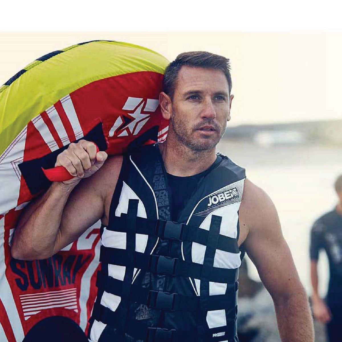 PROGRESS 4 BUCKLE VEST