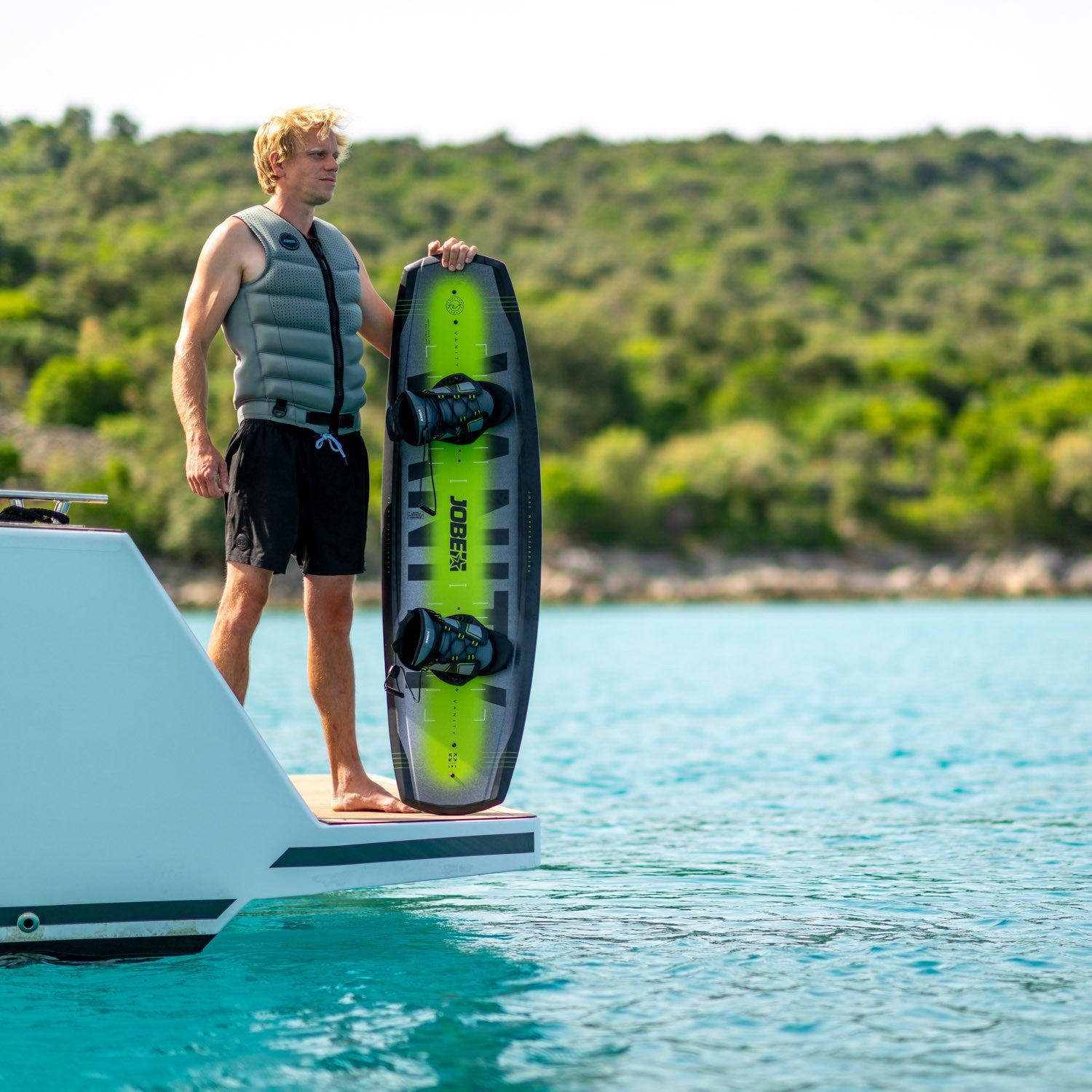 VANITY WAKEBOARD